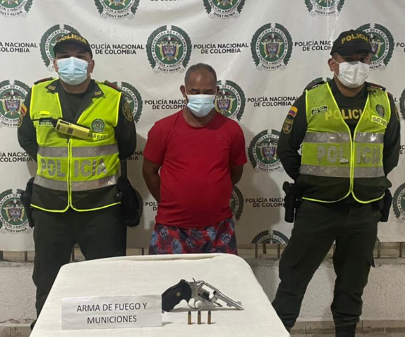 https://www.notasrosas.com/En Valledupar: Policía Cesar detiene a un hombre al portar arma de fuego ilegal