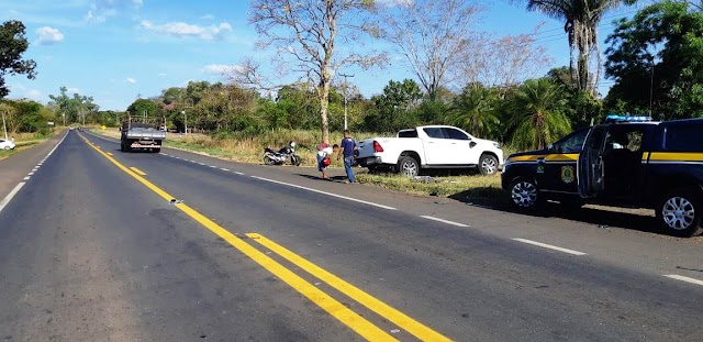 Colisão entre L200 e Hilux deixa uma pessoa ferida na BR 343