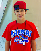 Austin Mahone: Austin Carter Mahone (nascido em 04 de abril de 1996) é um .