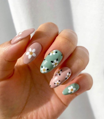 Mint and pink pastel nails