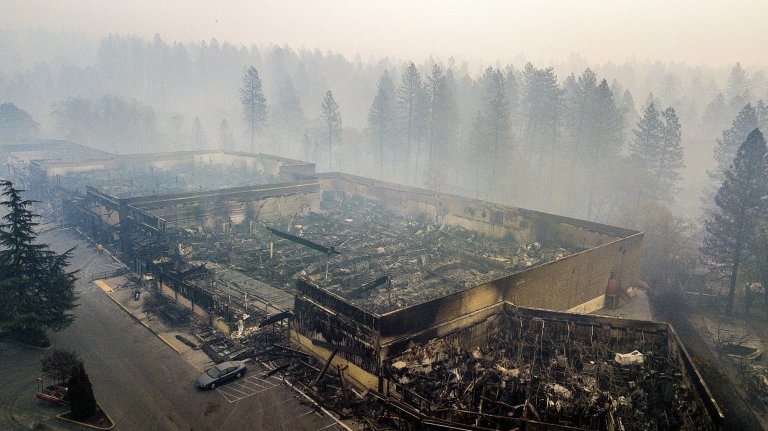 kebakaran hutan california