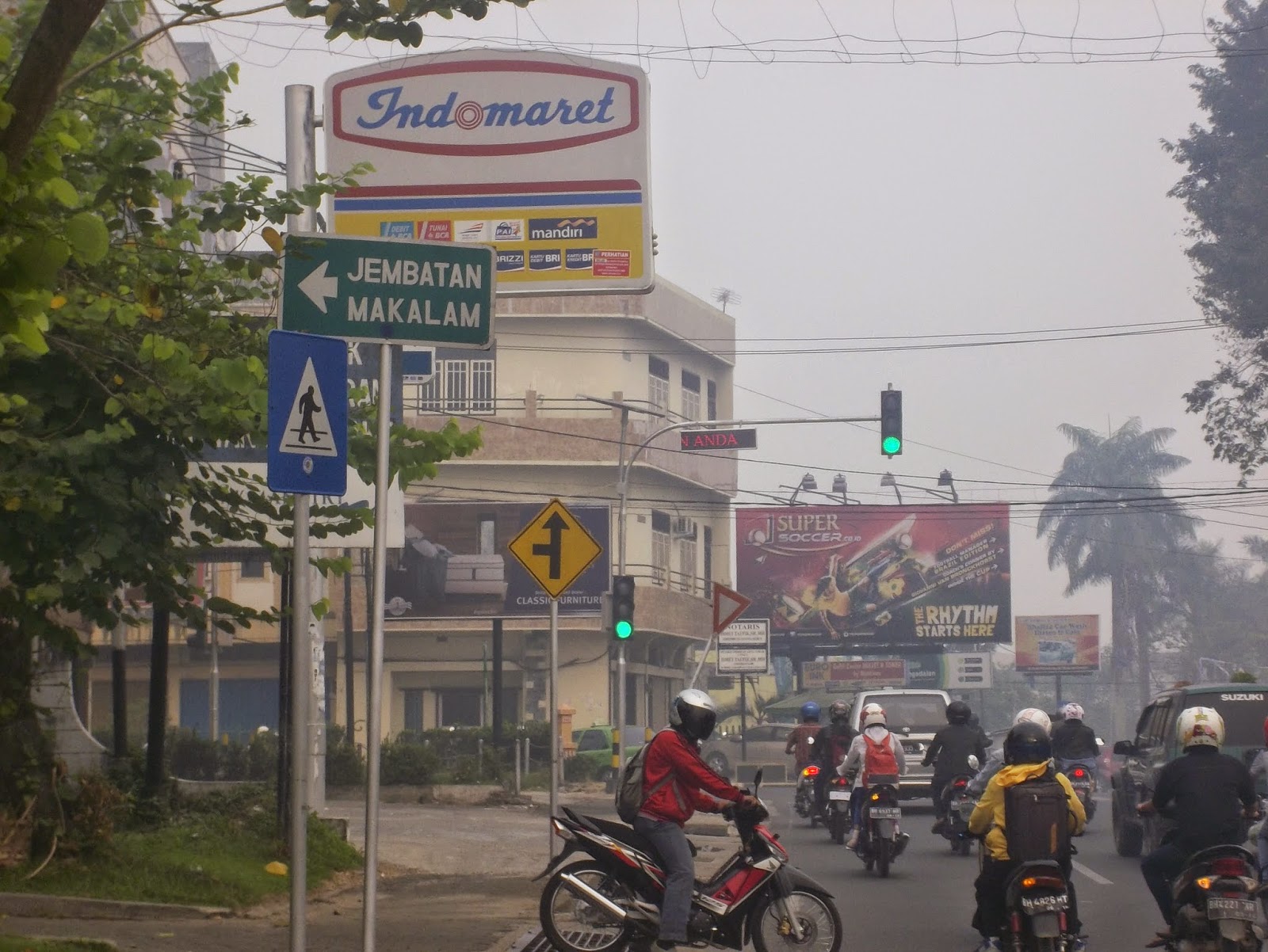  PENCEMARAN UDARA  ASAP DI PROVINSI JAMBI SEKITARNYA 