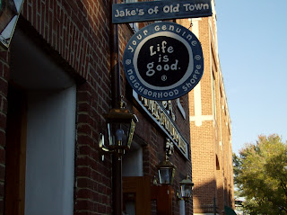 King Street in Alexandria: Life is Good!