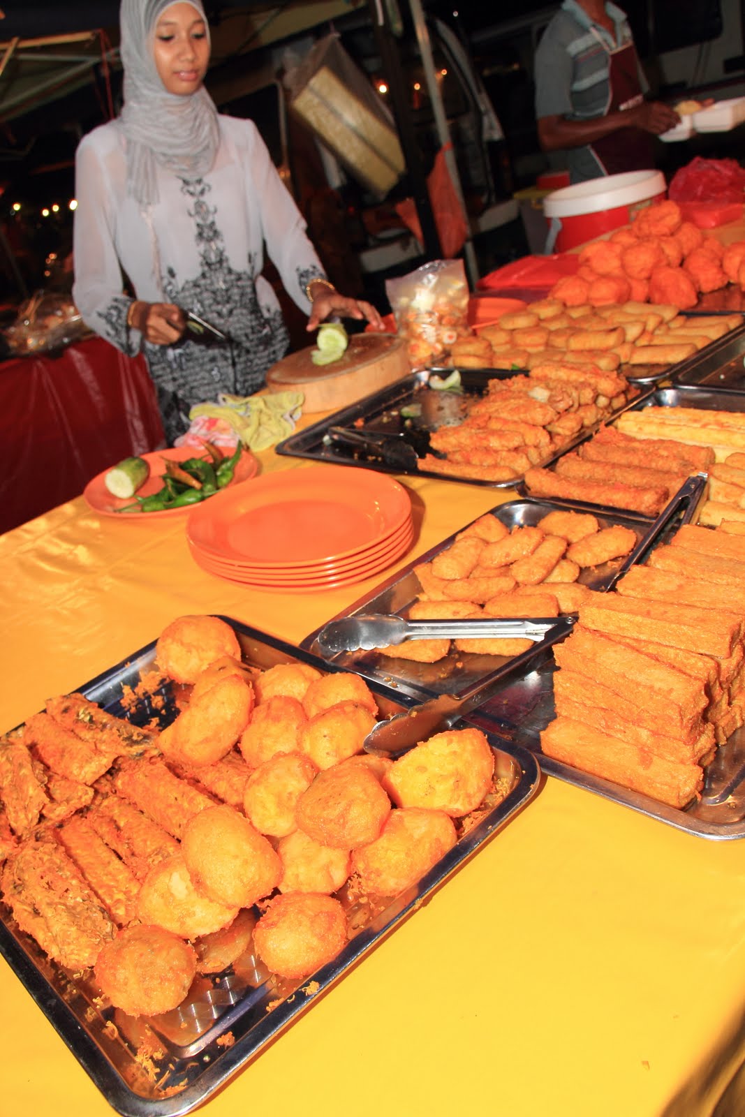 Gubuk Kecil Kembara Jalanan Pasar Malam Bukit Ayam  Kluang
