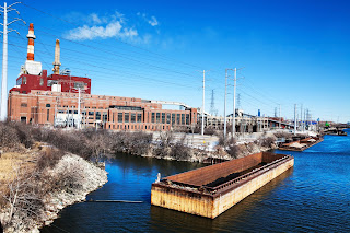 Coal plants like this one in West Chicago