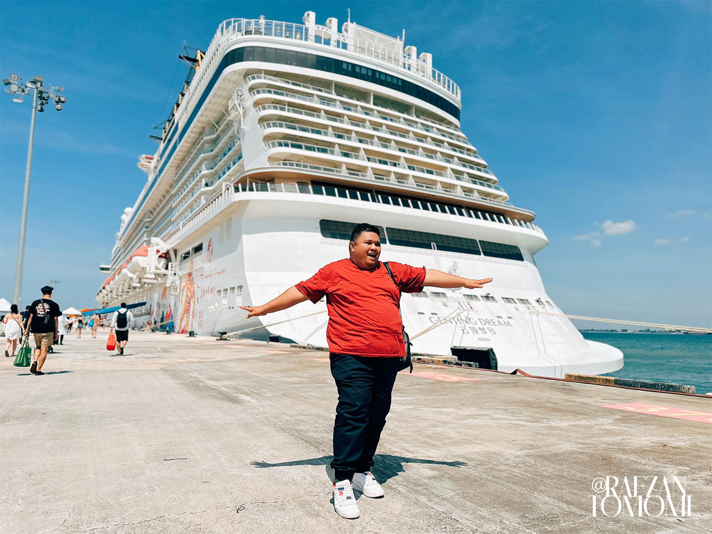 Review Genting Dream Cruises 2023