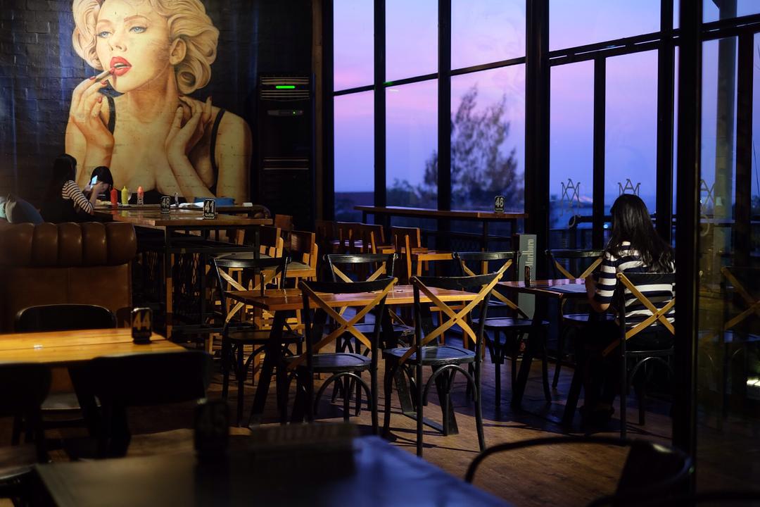 The Tavern and Malbec Rooftop Bar (Semarang) | Jakarta100bars Nightlife