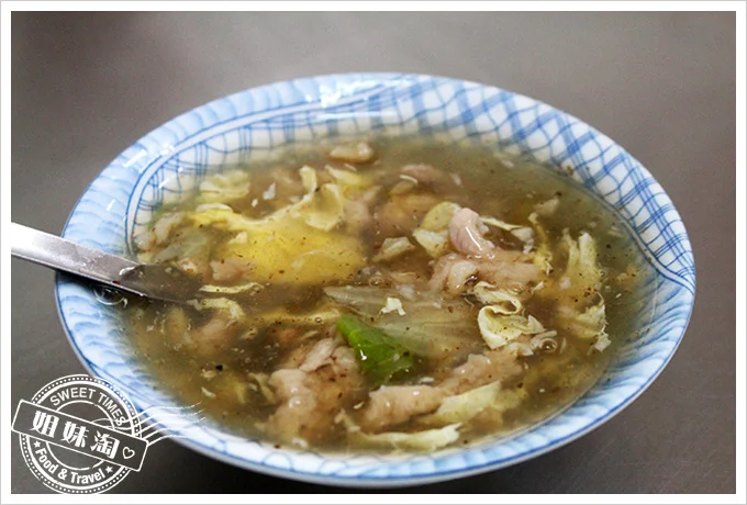 沒有名字的傳統小吃肉羹湯
