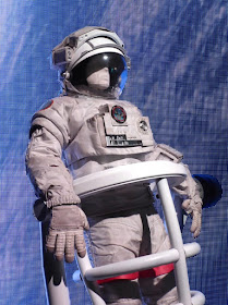 Gravity Matt Kowalski Astronaut suit