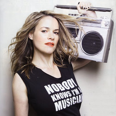 I first fell in love with Leisha Hailey as a singer