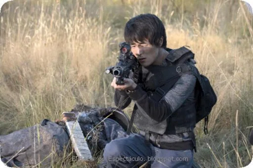 The 100 (2)(1).jpeg