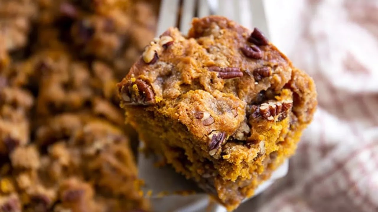 Instructions to Make this Pumpkin Pecan Coffee Cake