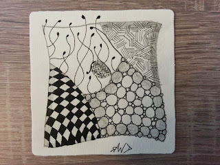 Zentangle 2 mit Knights Bridge Fescu Nekton Tipple Static