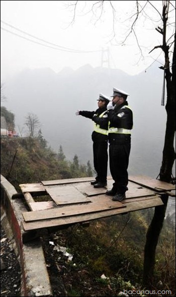 white-trash-repairs-support-your-local-policemen
