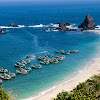 Pemandangan Pantai Papuma Jember Jawa Timur Yang Menawan