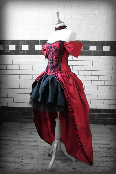 Red Gothic Wedding Dresses