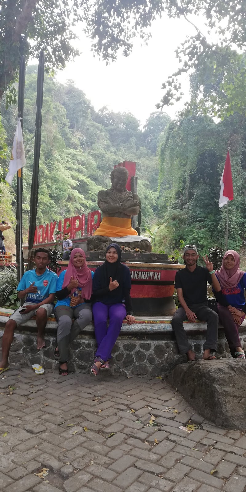 Javatrip Part 5 : Air Terjun Madakaripura