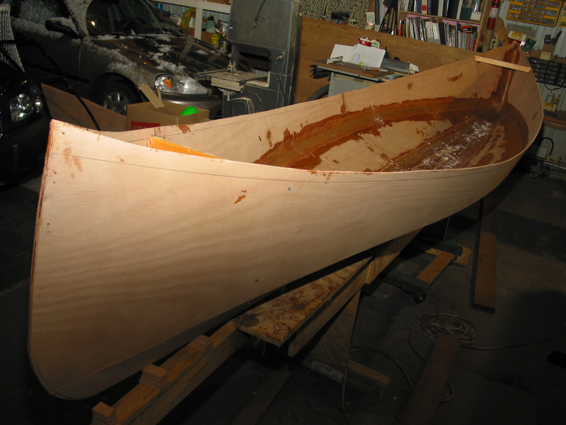 Building a fiberglass dinghy