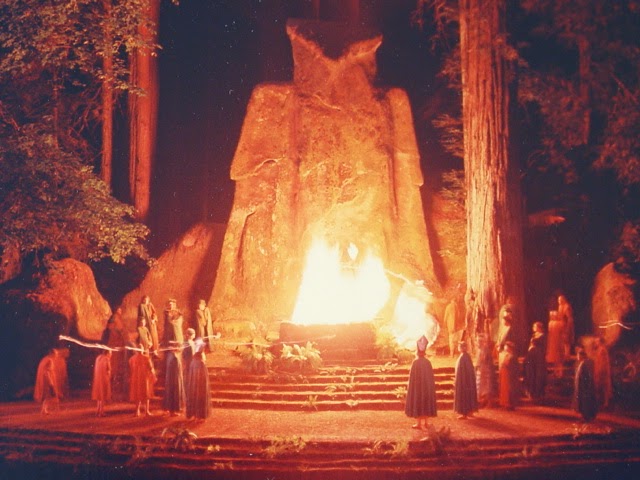 Bohemian Grove - Kelompok Penyembah Setan Berlambang Burung Hantu