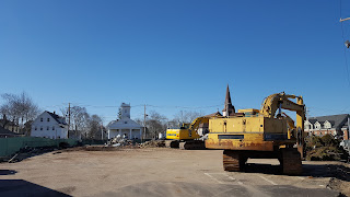 also looking from the construction entrance on Emmons St