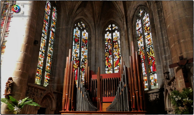 CHATEL-SUR-MOSELLE (88) - Vitraux de l'église Saint-Laurent