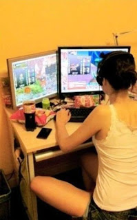 sexy Gamer Girls