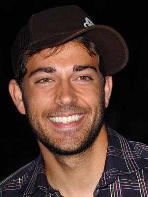 Zachary Levi Lends Himself To SaveCommunity Without Even Trying