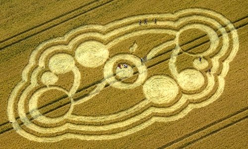 2012crop circles mayan connection. Crop Circle reported on the