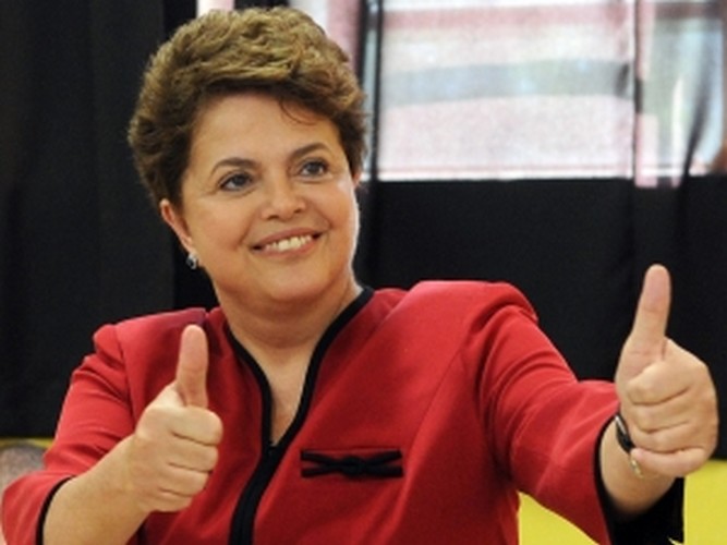 Presidente Dilma quer cobrar imposto da Internet