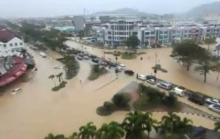 Gambar Banjir Kilat di Kuantan Disember 2012