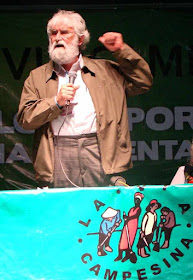 O ex-frei Leonardo Boff, da Teologia da Libertação dos “pobres” oprimidos  migrou para a Teologia da Libertação da Terra 'oprimida' pelo homem!