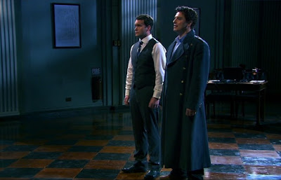 John Barrowman Captain Jack Harkness Ianto Jones Gareth David-Lloyd death dies killed Torchwood Children of Earth Day Four screencaps images photos pictures screengrabs captures