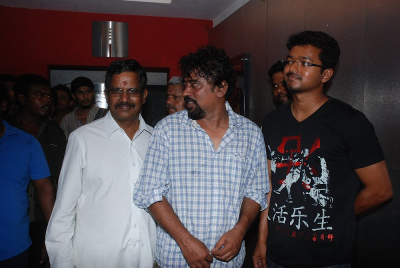 Vijay Watches Urumi Stills Vijay at Urumi Premiere Show Stills release images