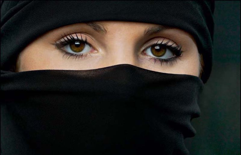 Gorgeous Veiling Eyes Pictures