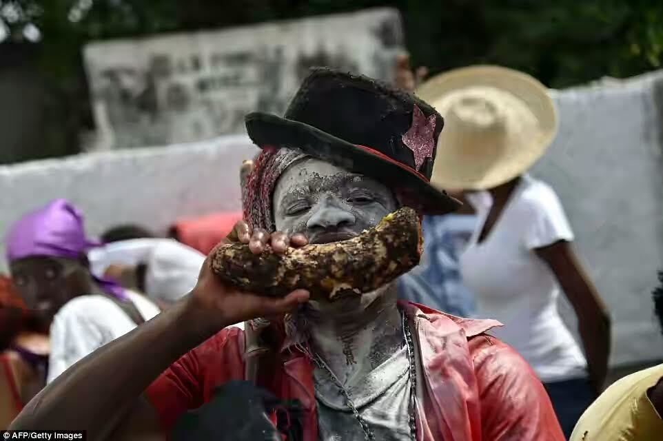 Voodoo practitioners in Haiti turn out in their numbers ...
