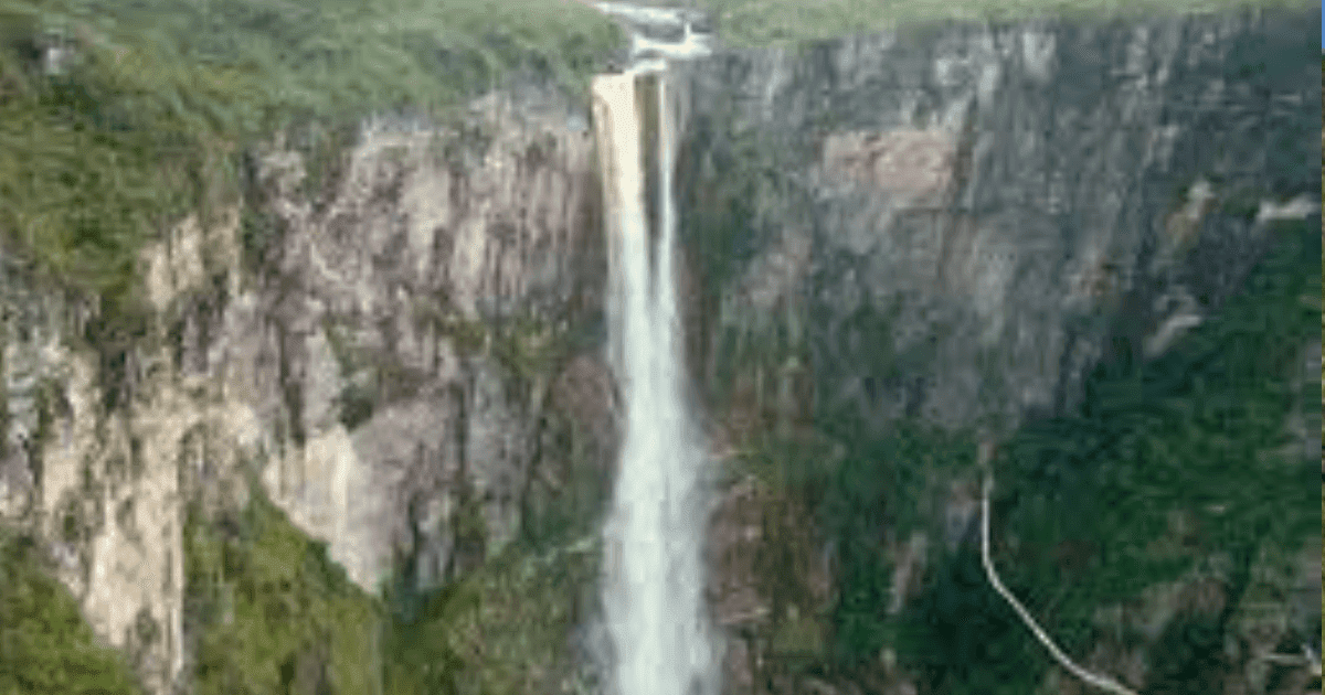 Cachoeira-do-Eldorado-(AM)