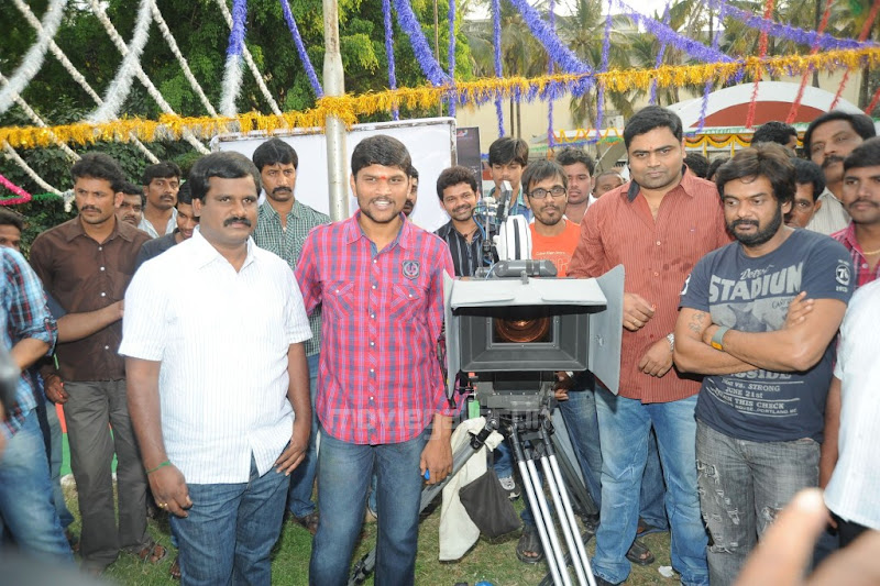 Solo Movie Opening Stills Solo Telugu Movie Opening Photos wallpapers