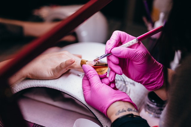 Manicura híbrida en casa