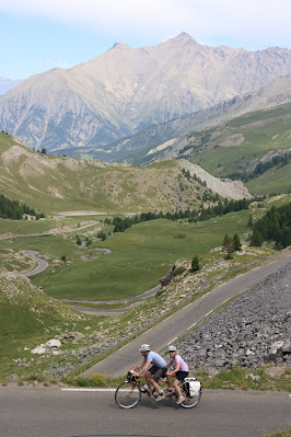 Cyclotouring Col de la Bonnette Vintage Tandem Peugeot TM 8