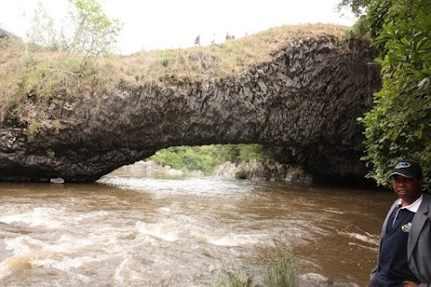 Did you know about The God's Bridge in Rungwe Tanzania (Swahili "Daraja La Mungu")