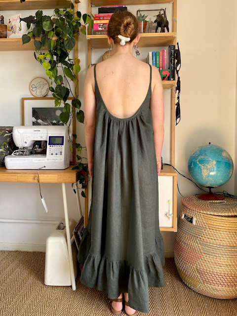 Diary of a Chain Stitcher: Paradise Patterns Hallon Dress in smoke green linen from The Fabric Store