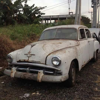 LAPAK MOBIL TUA DAN LANGKA : Forsale Plymouth 1952