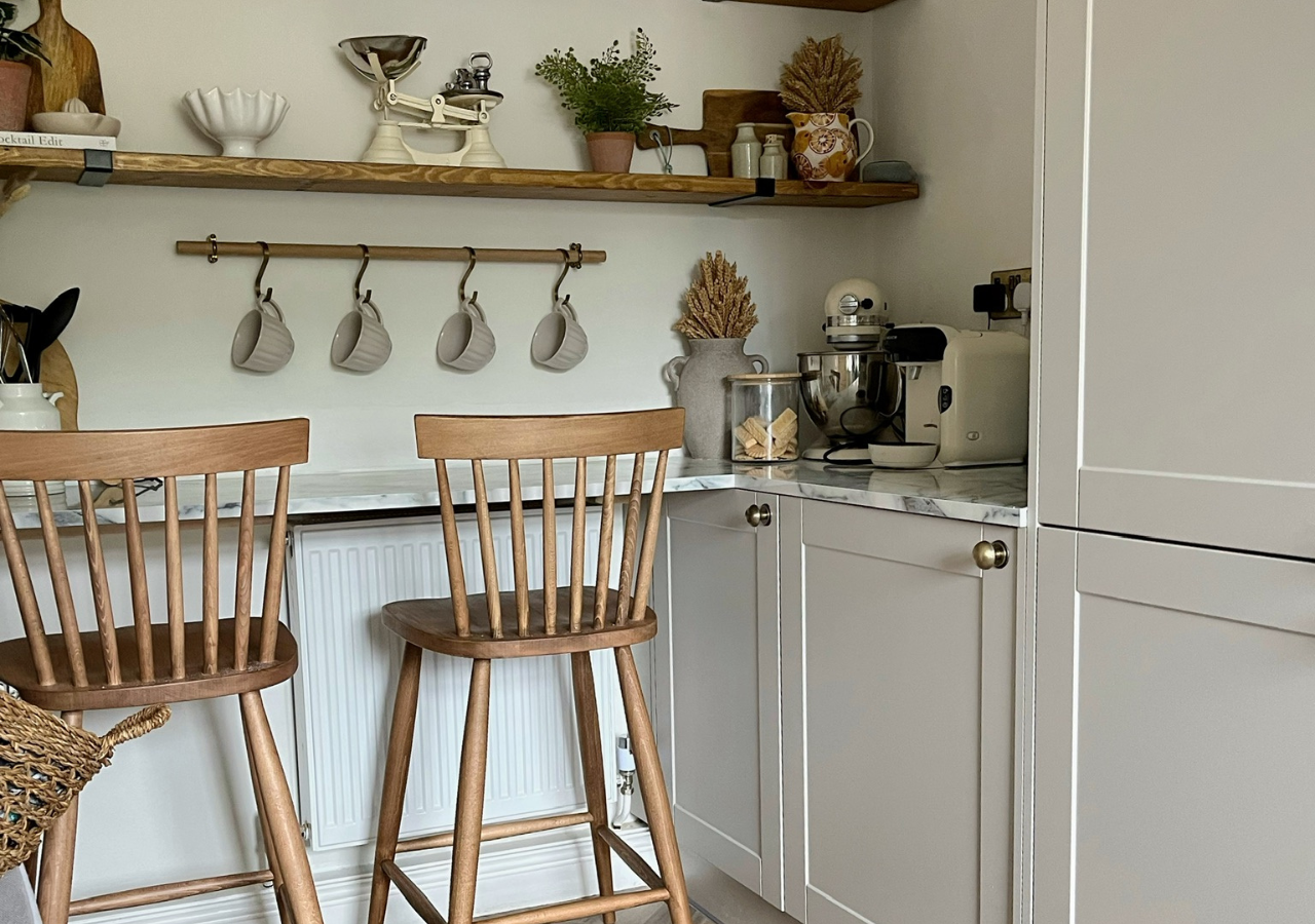 Ways we saved space when designing our new kitchen - small house living inspiration, clever storage solutions in  shaker style country kitchen