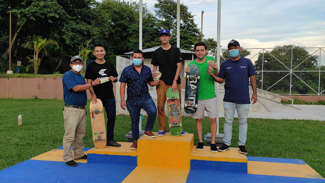 Skateboarding en Ciudad Arce