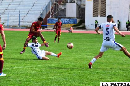 GV San José le quitó el invicto a CDT Real Oruro