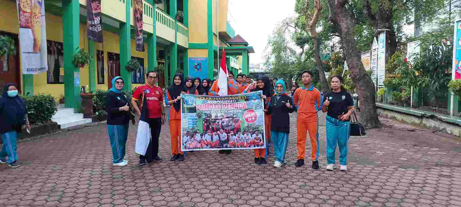 SMP Negeri 7 Medan Adakan Lomba Gerak Jalan Hari Sumpah Pemuda