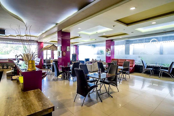 Restoran dan cafe di ASTON Ketapang City Hotel Photo