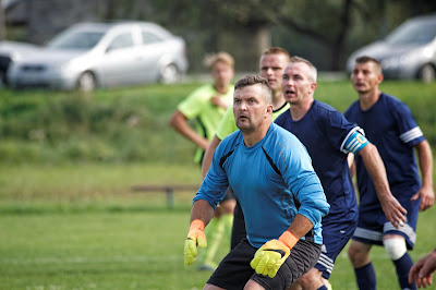 golll, bramka, bramkarz, niebieski, trawa, olimpia, zawodnik, mecz