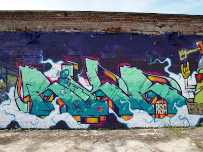 graffiti walls