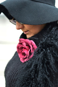 Winter flover, Hat, Woman in hat, Style